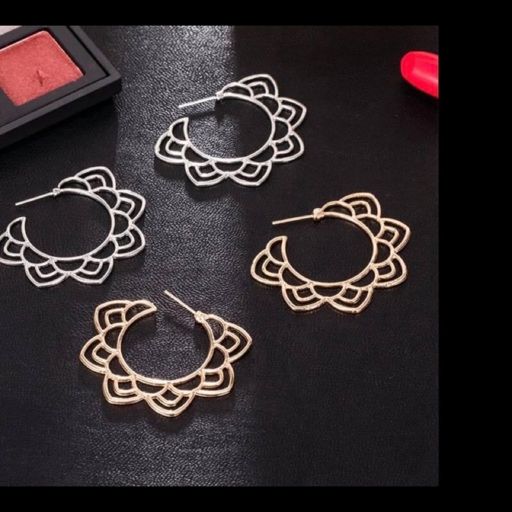 Flower Hoop Earrings